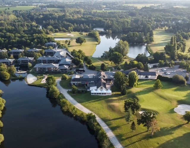 Vue aérienne du Domaine de Cicé Blossac à Bruz, près de Rennes