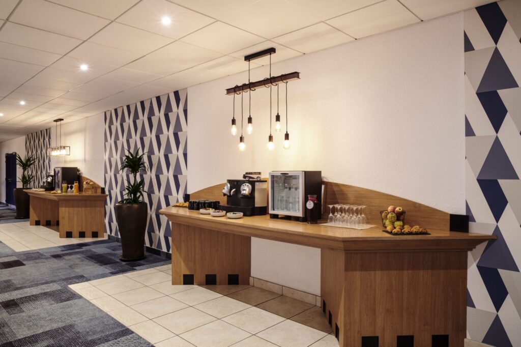Espace pause pour accueil café et cocktails pour vos événements professionnels au Mercure Rennes centre gare