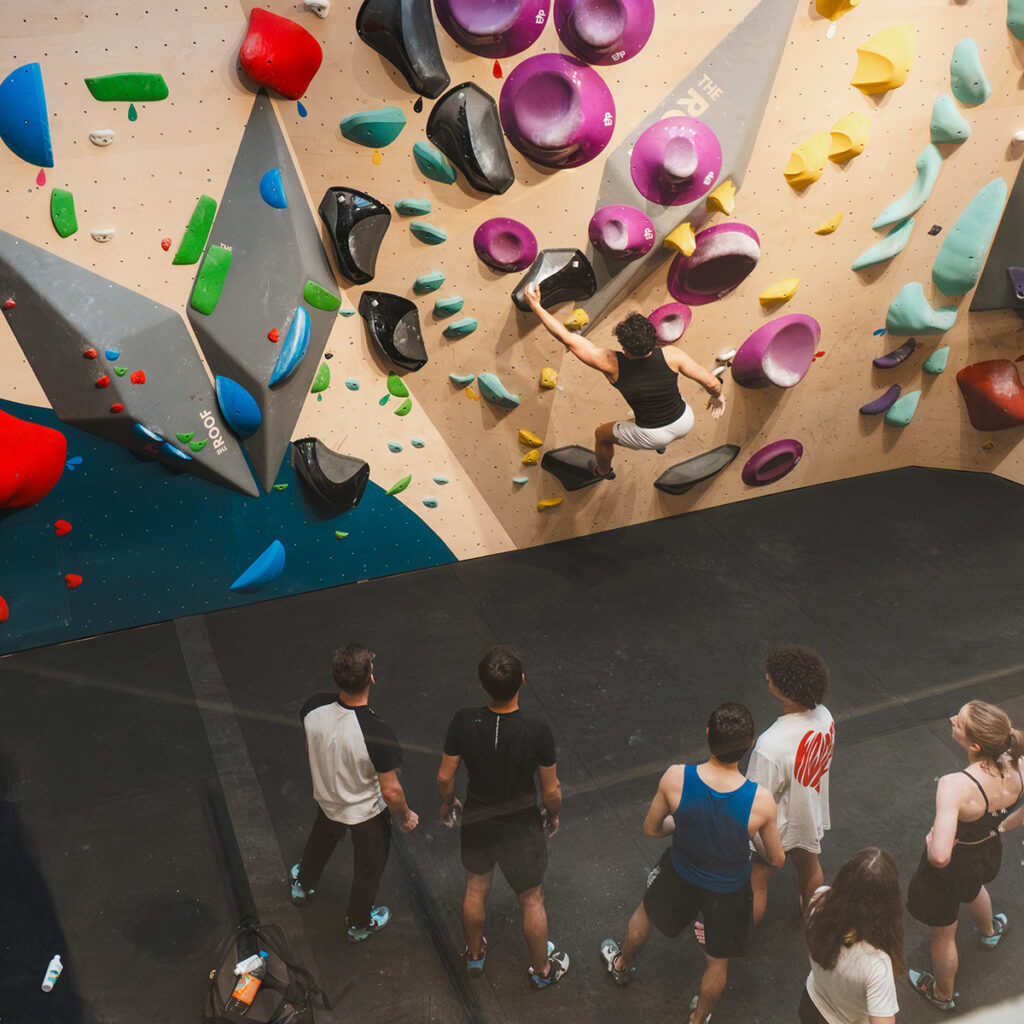 Mur d'escalade de The Roof - Origines situé dans l'ancien Hôtel-Dieu à Rennes
