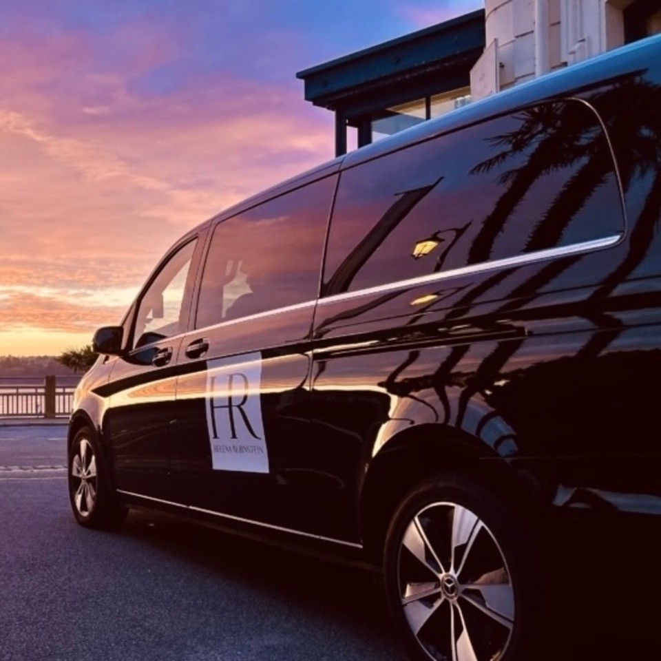 Extérieur d'un minibus de Breizhcab, votre compagnie d'autocars à Mordelles