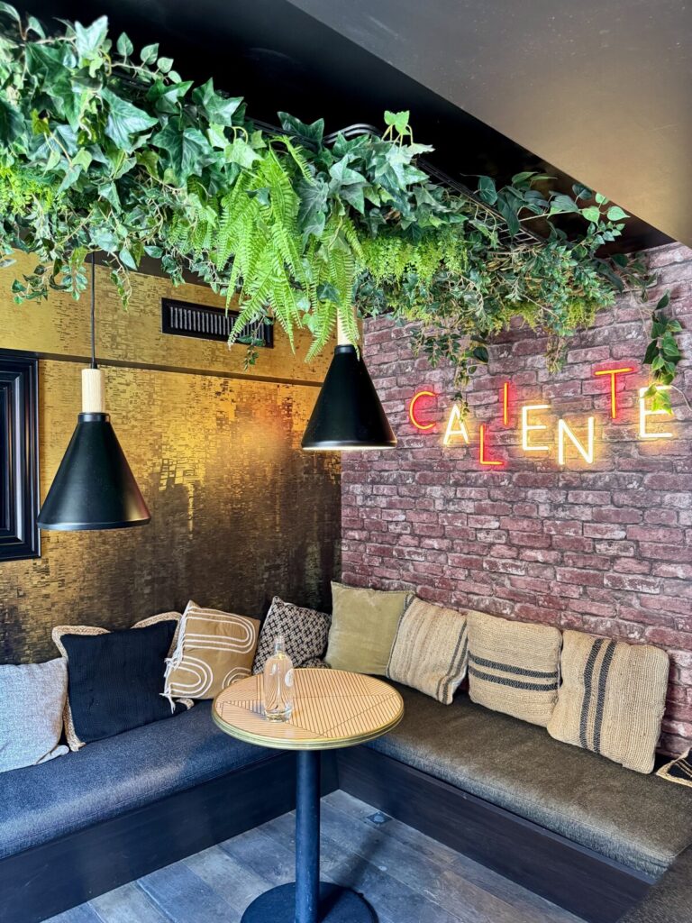 Le Caliente à Rennes - Le coin banquette