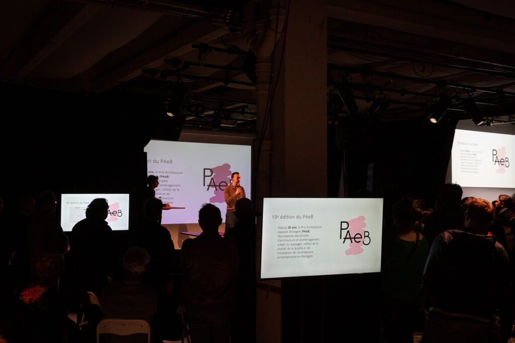 Projections lors d'un séminaire aux Ateliers du Vent à Rennes - 2025