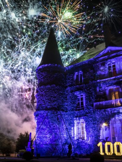 Anniversaire d'entreprise - feu d'artifice au Château d'Apigné - Rivacom Events