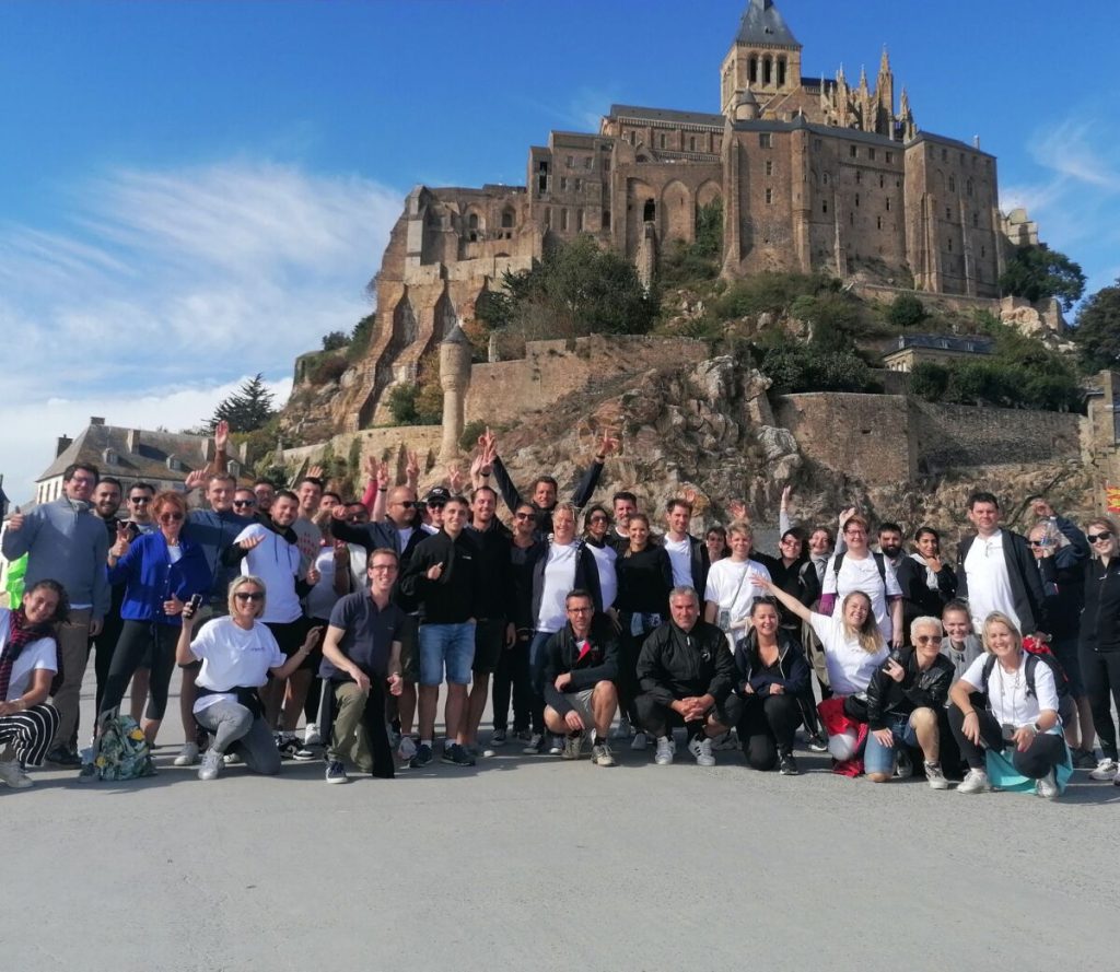 Lors de vos séminaires à Rennes, La Belle Étique vous accompagne pour une activité team building au Mont-Saint-Michel.