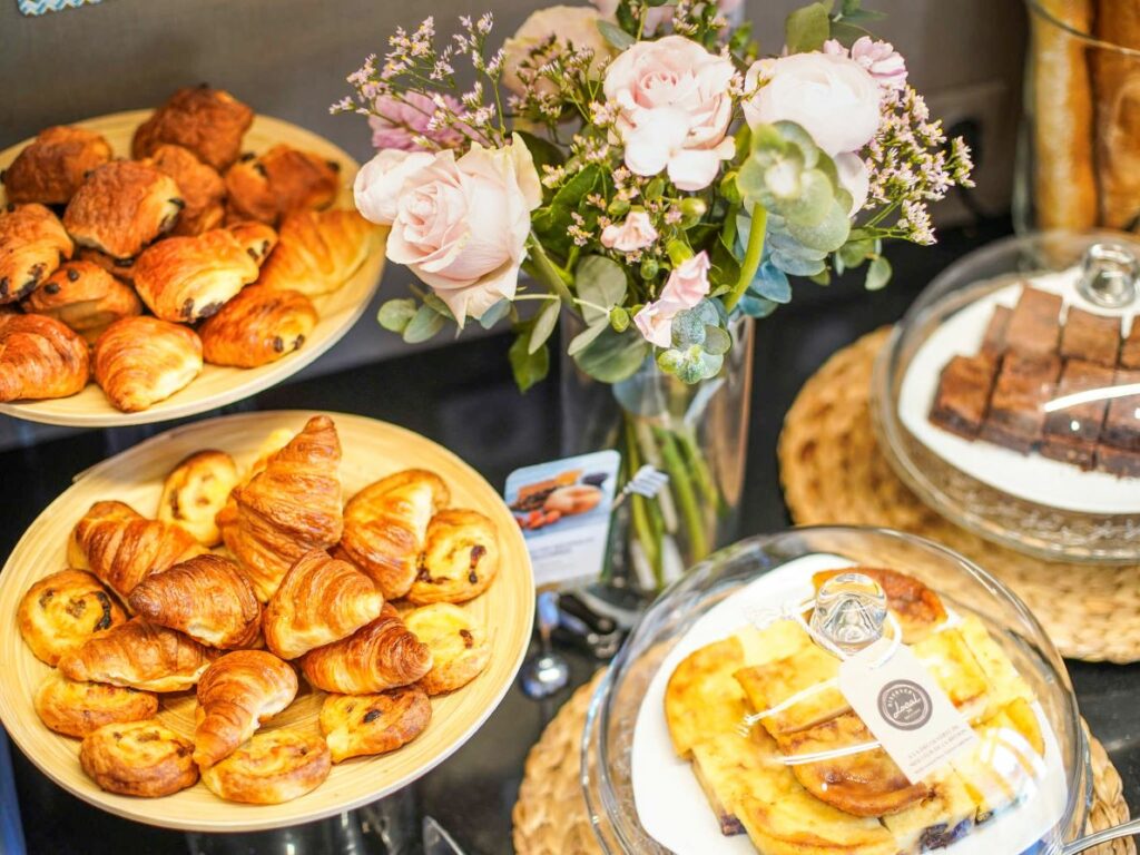 Buffet petit-déjeuner