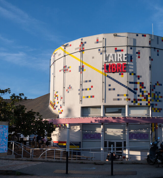Façade de L'Aire Libre à Saint-Jacques de la Lande