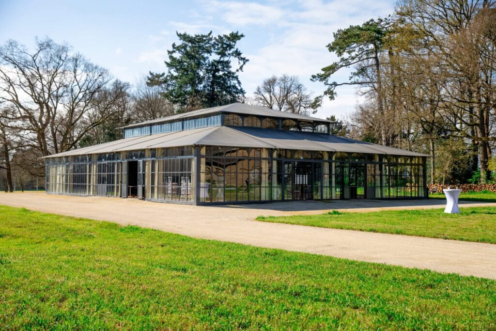 Vue extérieure de l'Orangerie du Château de Cucé à Cesson-Sévigné, près de Rennes