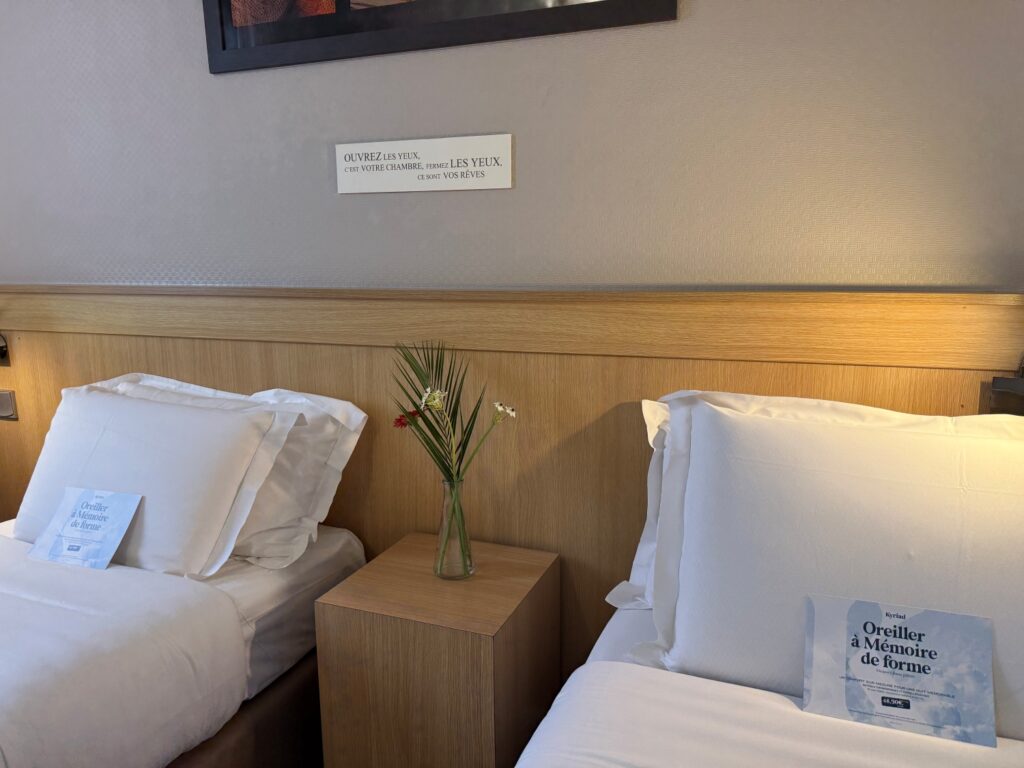 Chambre de l'Hôtel Kyriad Rennes Sud Chantepie