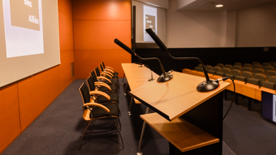 La scène de l'amphithéâtre du Carré des Alliés à Rennes