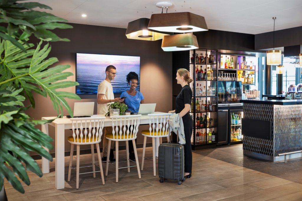 Réception du Novotel Rennes Alma